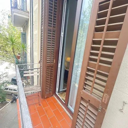 Alojamiento Diputacion Barcelona Exterior photo